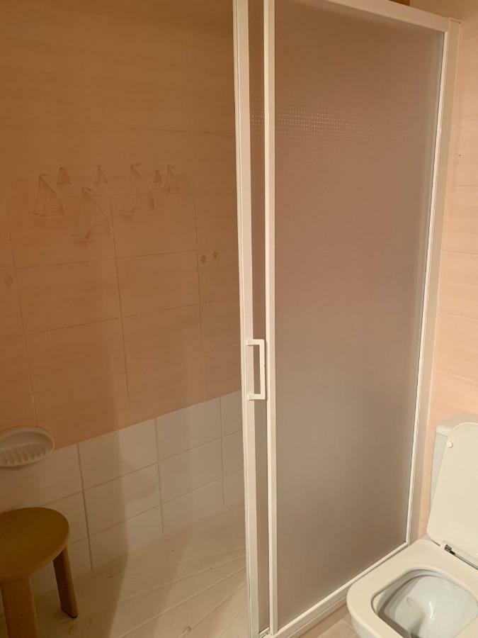 Apartamento Cambrilsfornia Apartment ภายนอก รูปภาพ