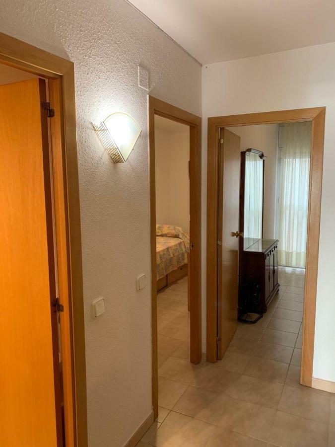 Apartamento Cambrilsfornia Apartment ภายนอก รูปภาพ