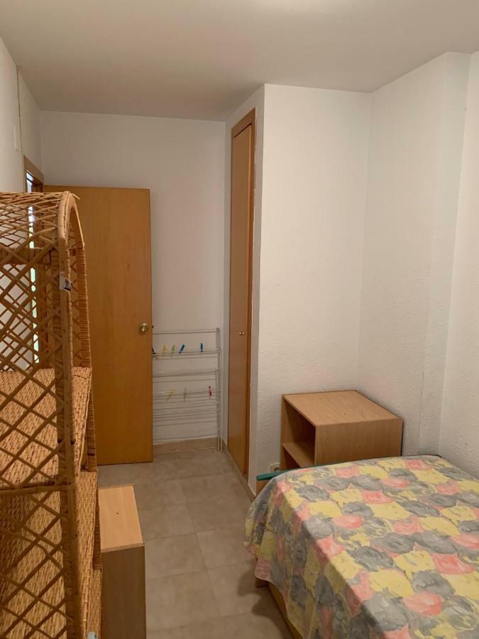 Apartamento Cambrilsfornia Apartment ภายนอก รูปภาพ