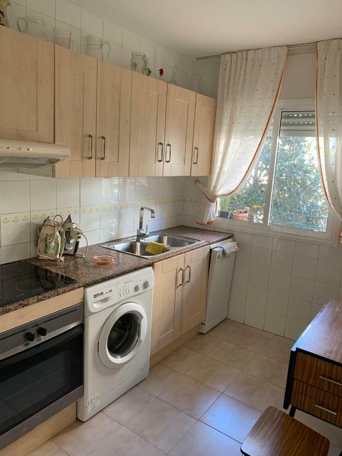 Apartamento Cambrilsfornia Apartment ภายนอก รูปภาพ