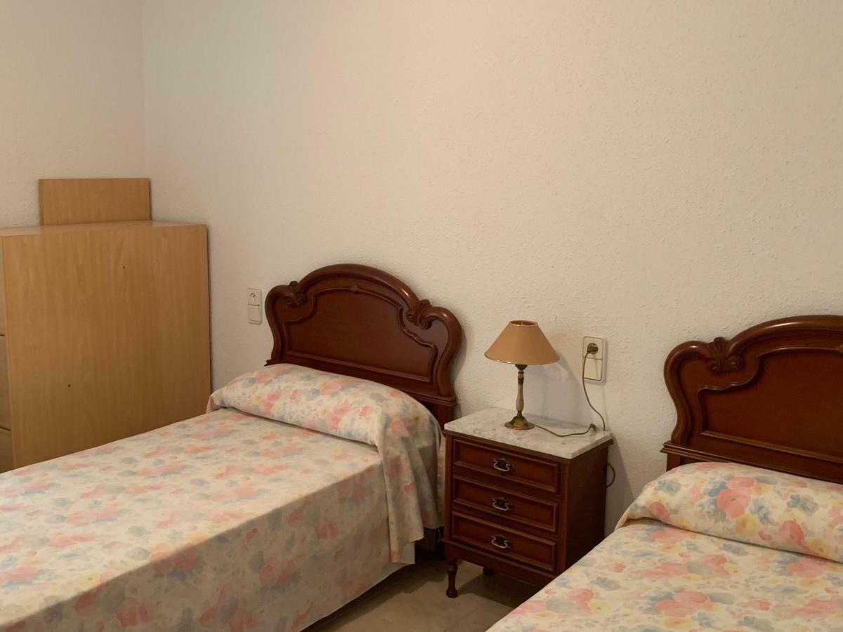 Apartamento Cambrilsfornia Apartment ภายนอก รูปภาพ