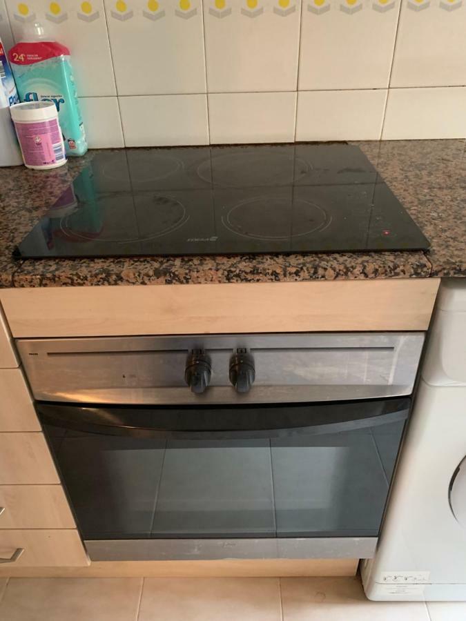 Apartamento Cambrilsfornia Apartment ภายนอก รูปภาพ